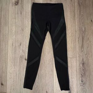 Alo Shelia Legging with Mesh Detail